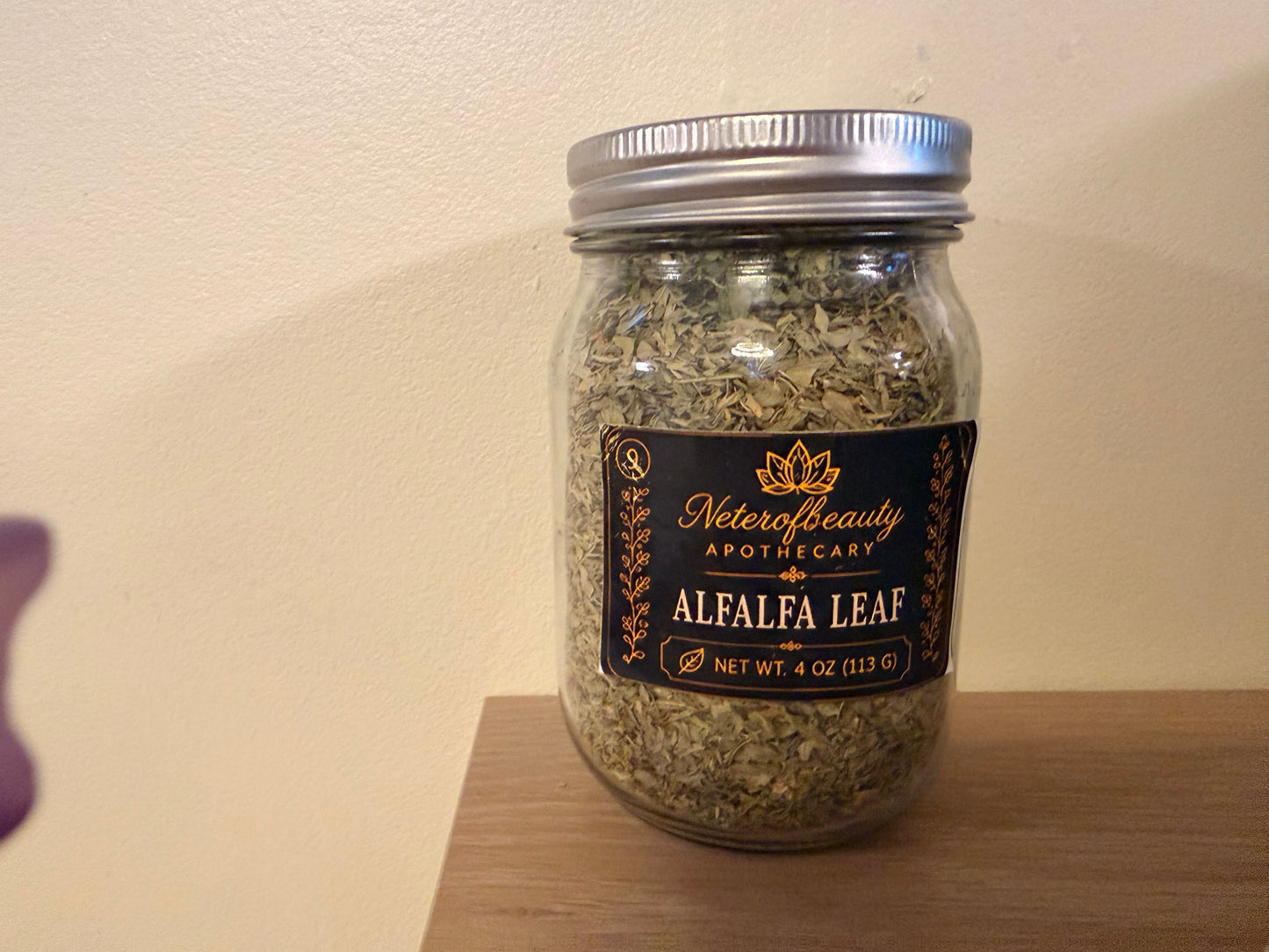 Alfalfa Leaf